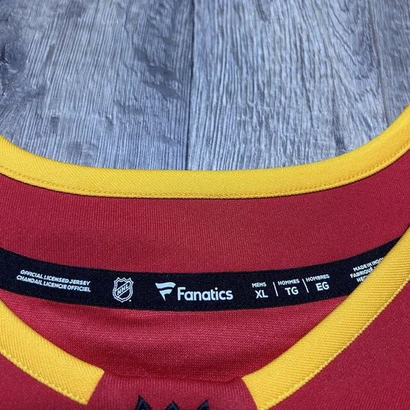 New Calgary Flames Jonathan Huberdeau Fanatics NHL Hockey Home Jersey Sz XL $175